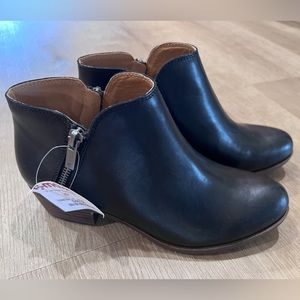 Lucky Black Botties. NWT